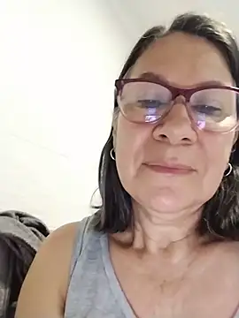 victoria wayne online show from June 16, 9:32 am