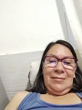 victoria wayne online show from June 13, 10:34 am