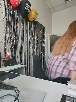 Juicy PeachLux online show from June 5, 6:52 am