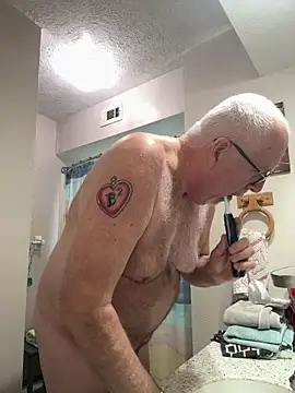 superbearboss online show from March 4, 7:20 pm