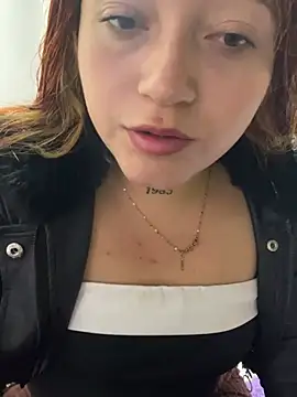 Karina Leon online show from February 21, 7:58 pm