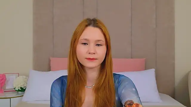 AmeliRoyse online show from March 11, 5:04 pm