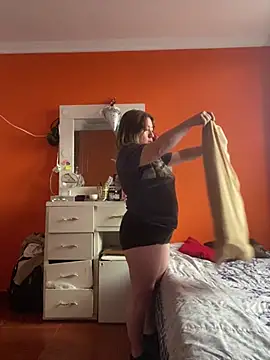 Luna-nevada online show from February 22, 2:18 pm