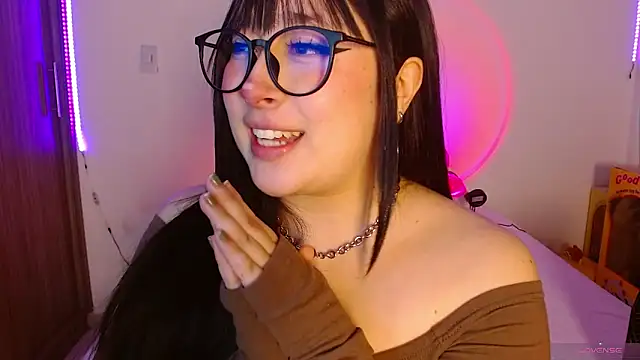 Oliviargf online show from April 30, 11:08 pm