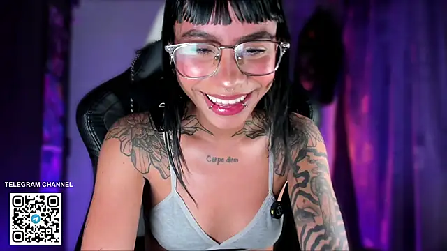 sofiafenty online show from May 5, 10:57 pm