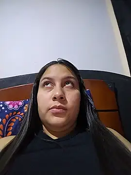 esmeralda jadees online show from July 12, 8:42 pm