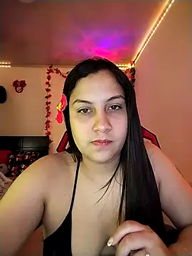 esmeralda jadees online show from May 2, 9:29 pm