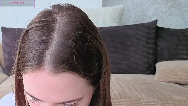 Kira mindnes online show from April 30, 6:07 am