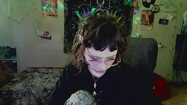 Lil foxxx online show from July 21, 11:11 am