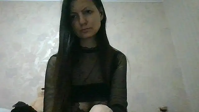 AliseWats online show from July 6, 8:44 pm