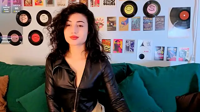 Maya Rogerss online show from July 28, 2:57 pm