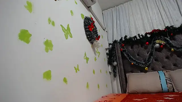 ANA-BULLOCK- online show from January 6, 5:49 pm