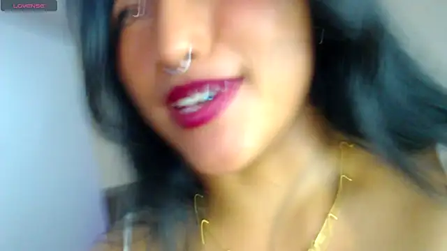 bella warzon online show from May 3, 3:32 am