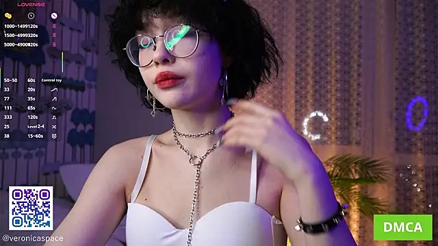 JodyHeap online show from March 5, 6:26 pm