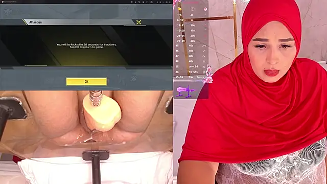 Snapshot of BBWHijab chatting on October 19, 5:42 am BBWHijab online show from October 19, 5:42 am