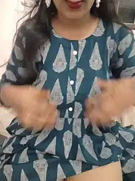 priya 00143 online show from June 20, 6:11 pm