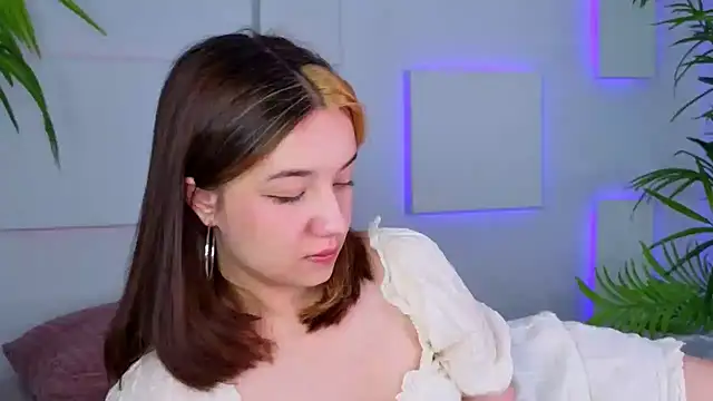 Gia Riccardo online show from September 22, 8:35 am