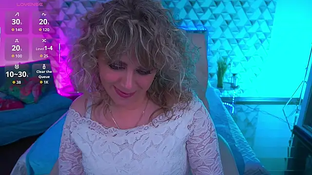 CandyLadyyy online show from June 14, 2:24 am