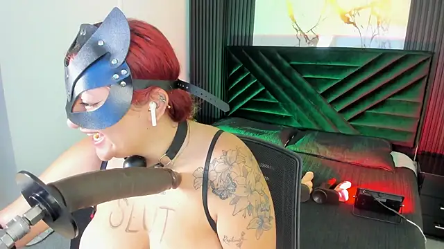 airamclair online show from November 7, 8:25 pm