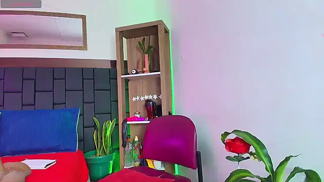 EllenaBoobs  online show from July 22, 3:18 am