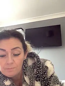 GoldenSquirter online show from November 25, 12:18 pm