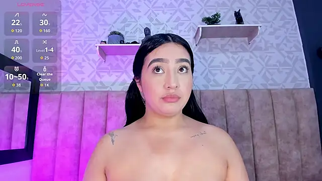 Snapshot of MelinaCruz chatting on October 10, 4:50 am MelinaCruz online show from October 10, 4:50 am