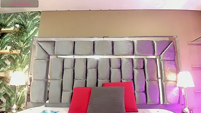 BetsyBennet  online show from July 2, 4:29 am