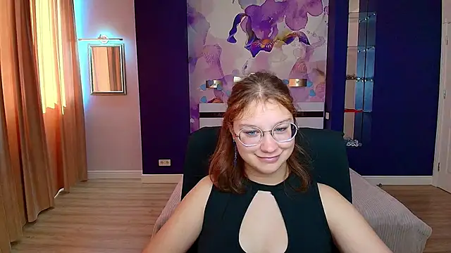 AngelinaLow online show from September 13, 11:29 am