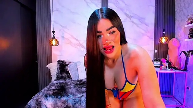 palomabela online show from June 23, 5:00 pm