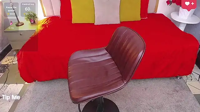 ailyn maury online show from March 17, 1:26 pm