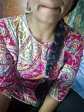 Snapshot of Shalini_telugu09 chatting on October 8, 7:13 am Shalini telugu09 online show from October 8, 7:13 am