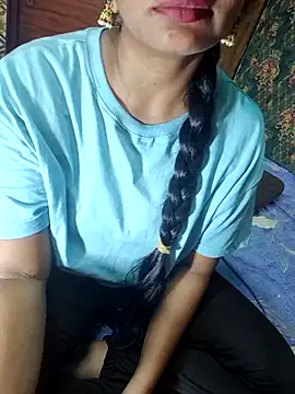 Snapshot of Shalini_telugu09 chatting on September 16, 4:53 am Shalini telugu09 online show from September 16, 4:53 am