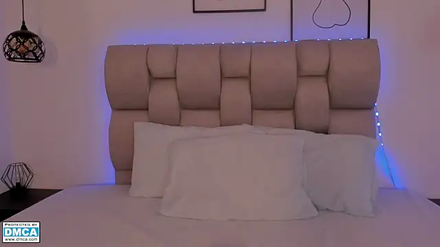 Hanna Evans   online show from January 17, 1:07 pm