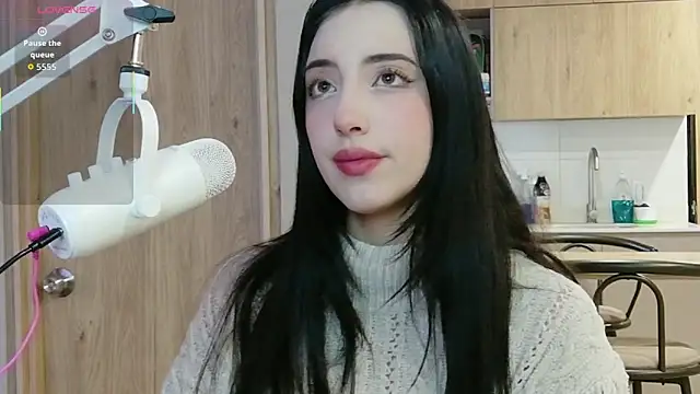 Rebbecawhite meow online show from January 7, 9:07 pm