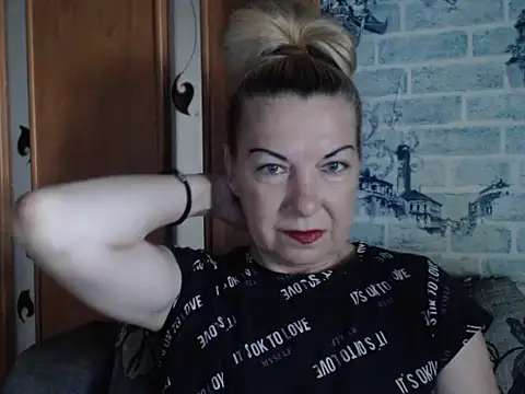 Lillia Ray online show from June 28, 12:23 pm