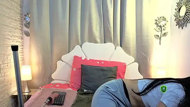 Lili Opal online show from July 23, 12:13 pm