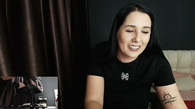 Snapshot of missdyaa chatting on September 14, 10:51 pm missdyaa online show from September 14, 10:51 pm