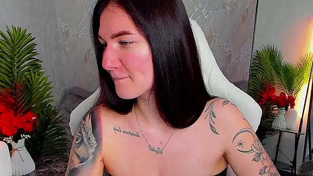 babyisperfect online show from May 5, 1:19 am