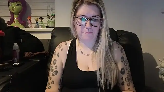 Sizzling Indie36 online show from March 8, 9:40 pm