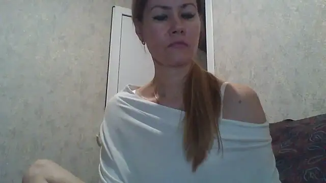 Eva Neon online show from September 10, 4:18 pm