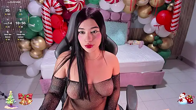 Nicolee19 online show from December 16, 11:05 am