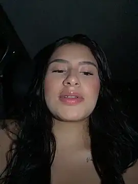 andrea gomes  online show from February 12, 6:37 am