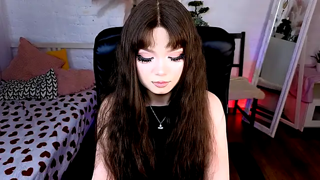 maddymystie online show from July 25, 2:46 pm
