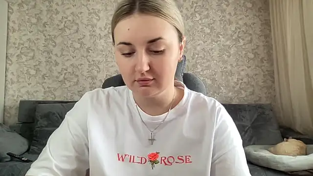 JudeValenti online show from November 6, 6:19 am