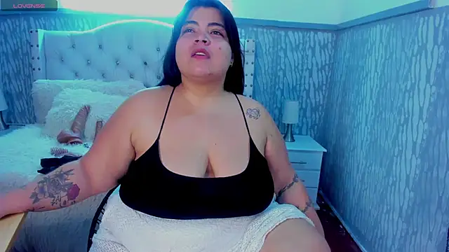 dirtyBBWplay online show from May 3, 3:04 pm