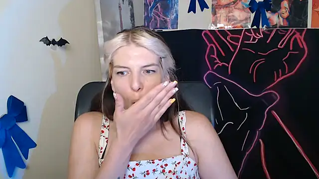 VanessaRey  online show from July 27, 7:16 am