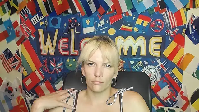 VanessaRey  online show from July 9, 7:44 am