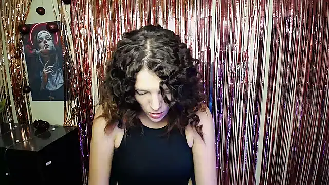 Snapshot of VanessaRey_ chatting on October 6, 6:30 am VanessaRey  online show from October 6, 6:30 am