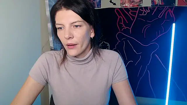Snapshot of VanessaRey_ chatting on October 11, 6:51 am VanessaRey  online show from October 11, 6:51 am