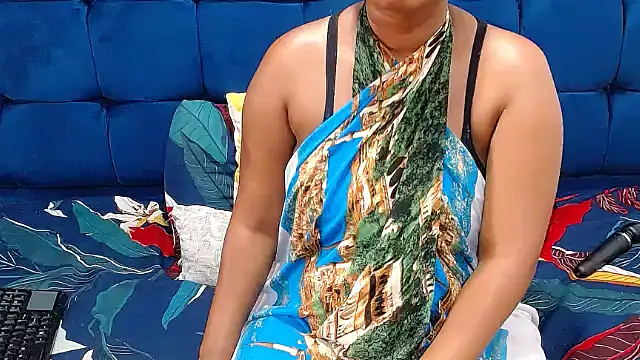 AriesCake online show from February 22, 1:23 pm